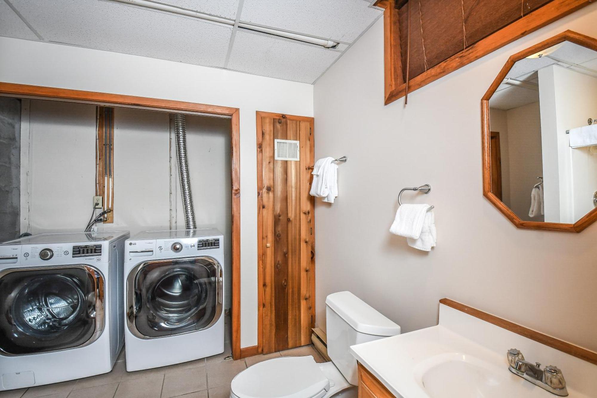 Slip Away Chalet McHenry Ngoại thất bức ảnh