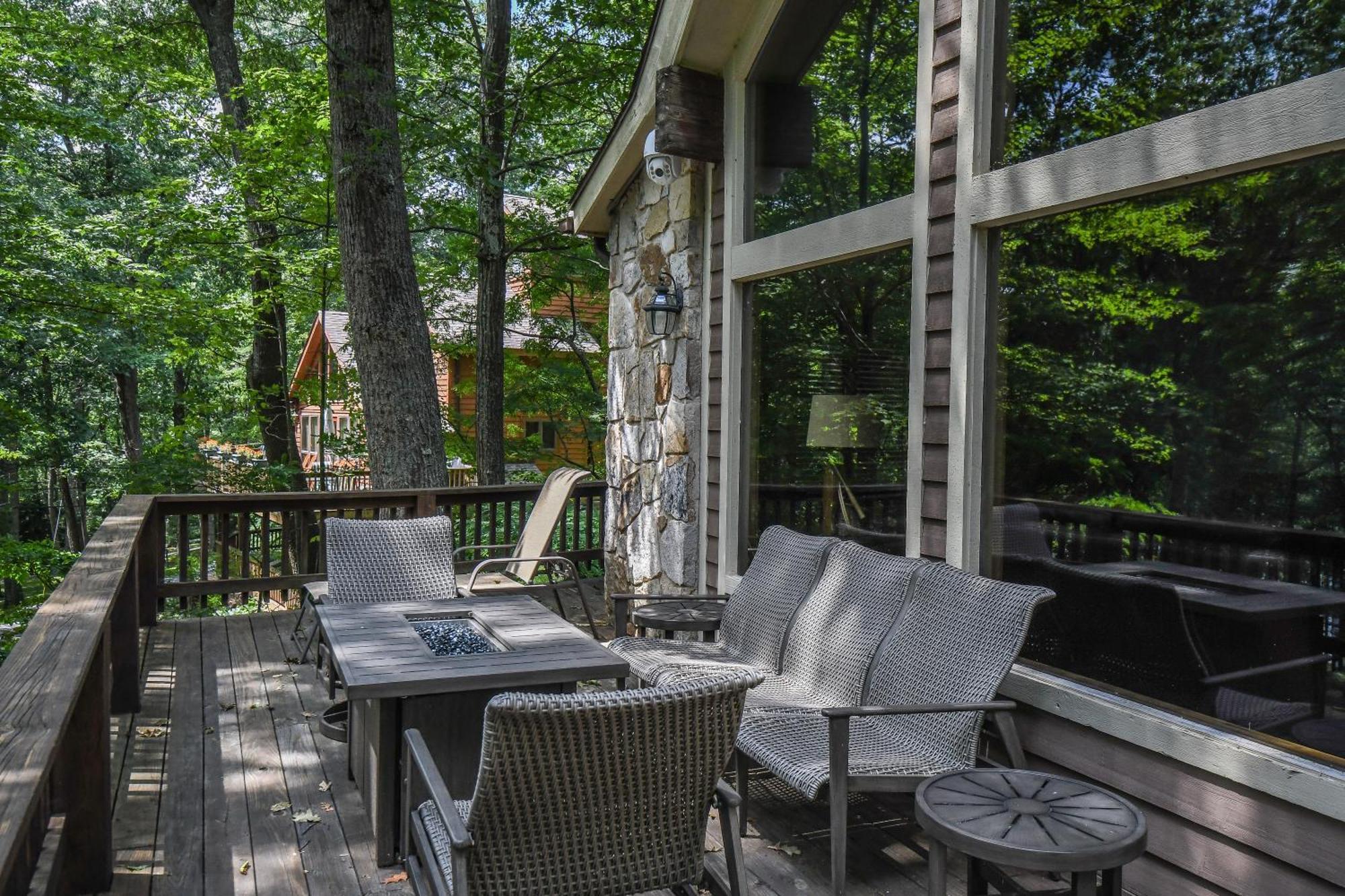 Slip Away Chalet McHenry Ngoại thất bức ảnh
